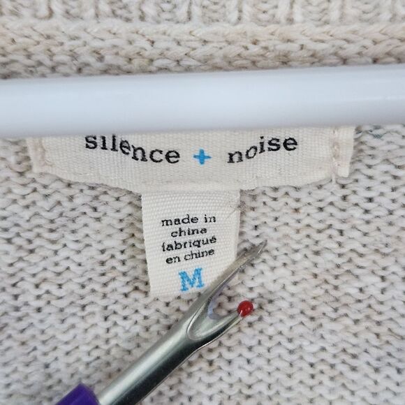 Silence + Noise Angoria Blend Sweater Size Medium - Picture 4 of 7